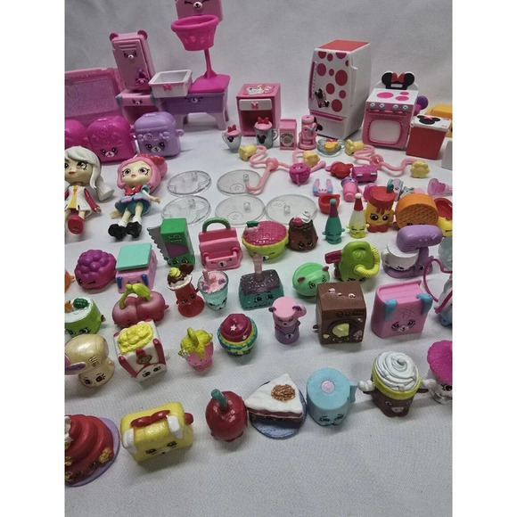 Huge Moose Shopkins Lot- Dolls, Figures, and Accessories + Disney Waffle Set - Picture 6 of 16